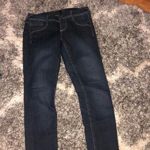 BEBE SKINNY JEANS